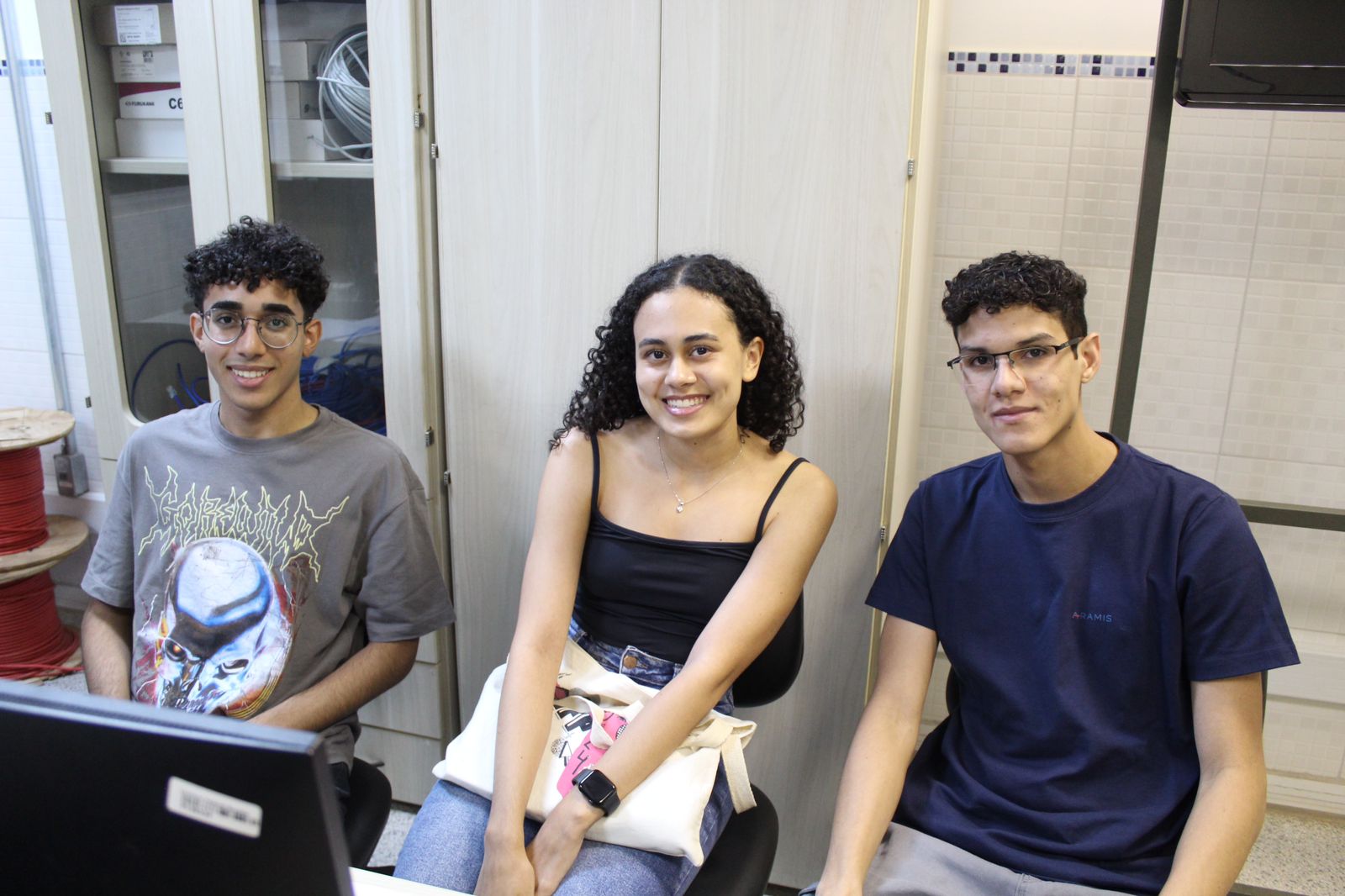 Picture of team oi, posso resenhar?